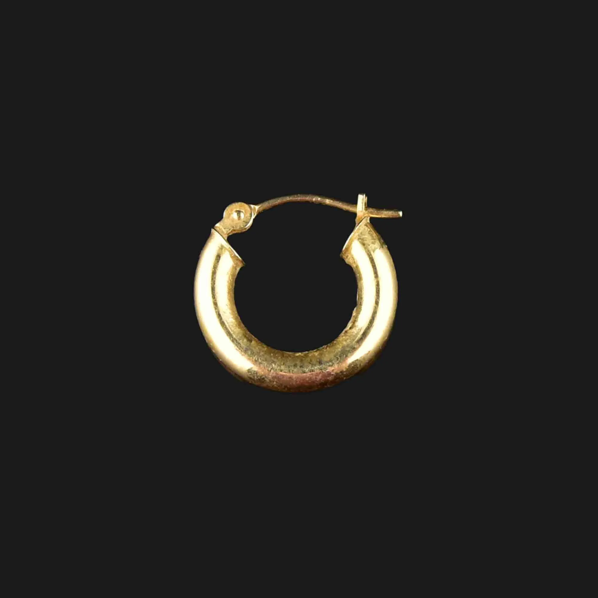 10K Gold Single Huggie Style Hoop Earring