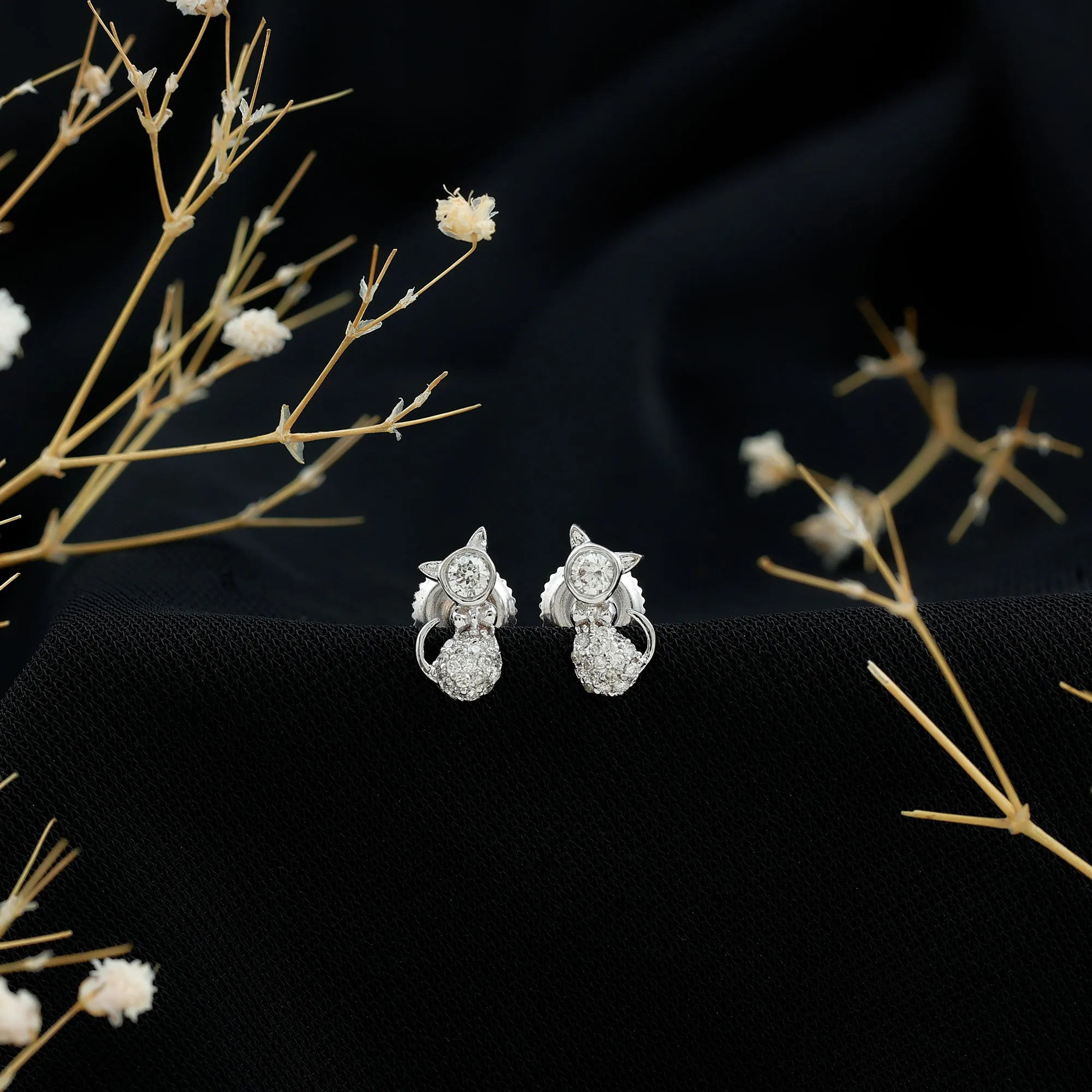 1/4 CT Diamond Cat Stud Earrings in Gold