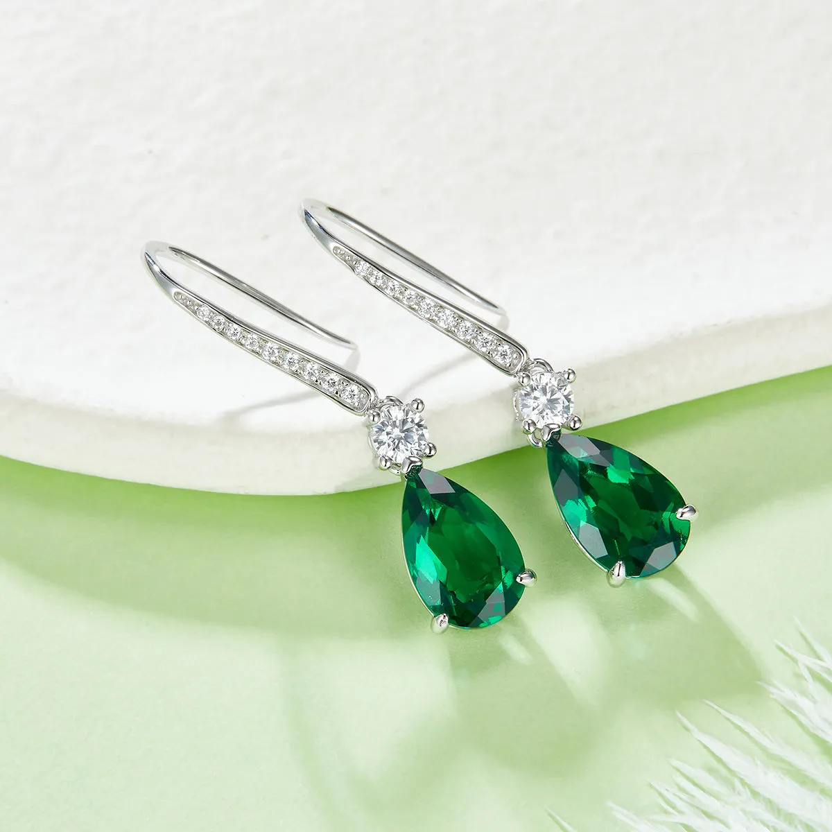 6.0 Carat Pear Shaped Lab Created Emerald Pendant in S925 Silver Plated Platinum Hook Earrings