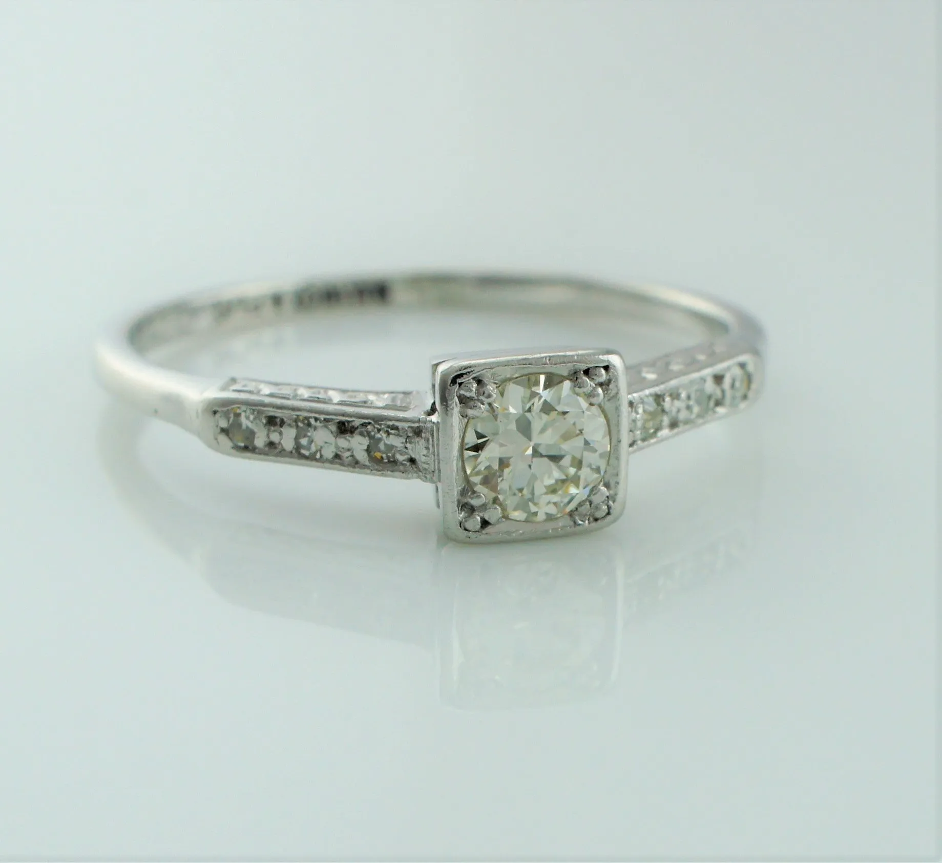 Art Deco 18ct White Gold & Platinum Diamond Engagement Ring