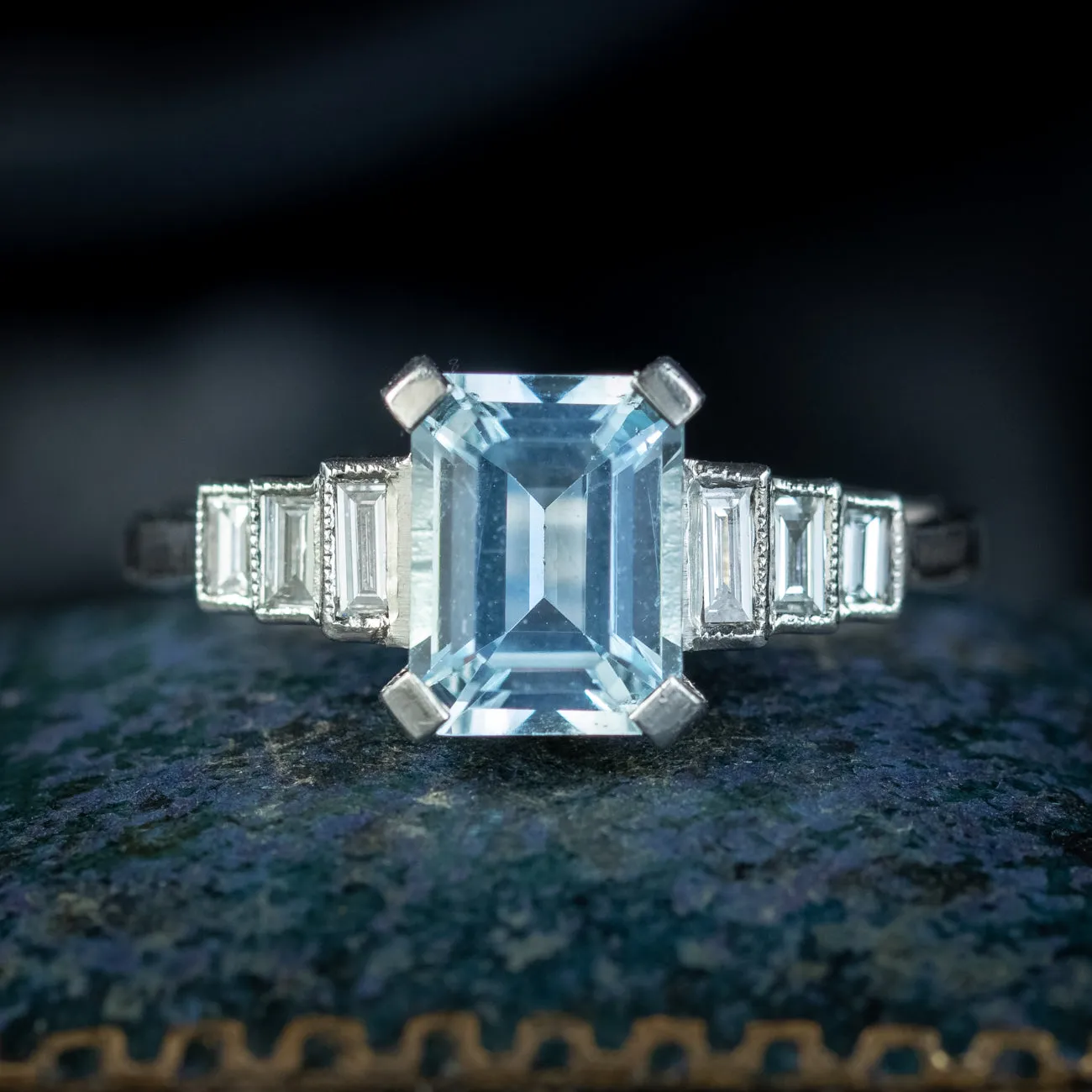 Art Deco Style Aquamarine Diamond Ring 1.8ct Aqua