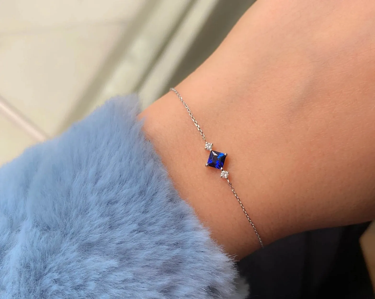 Blue sapphire stone bracelet