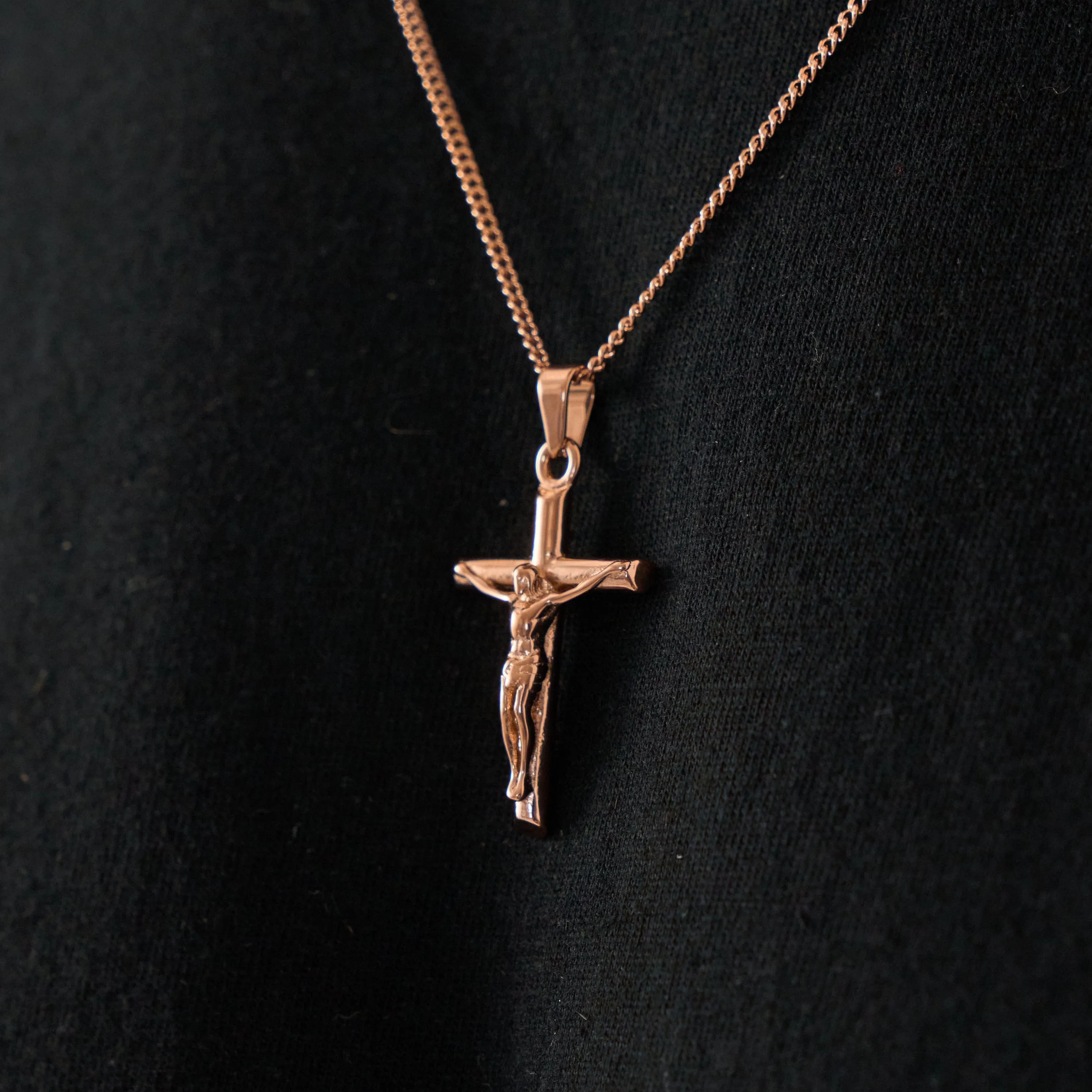 Crucifix (Rose Gold)