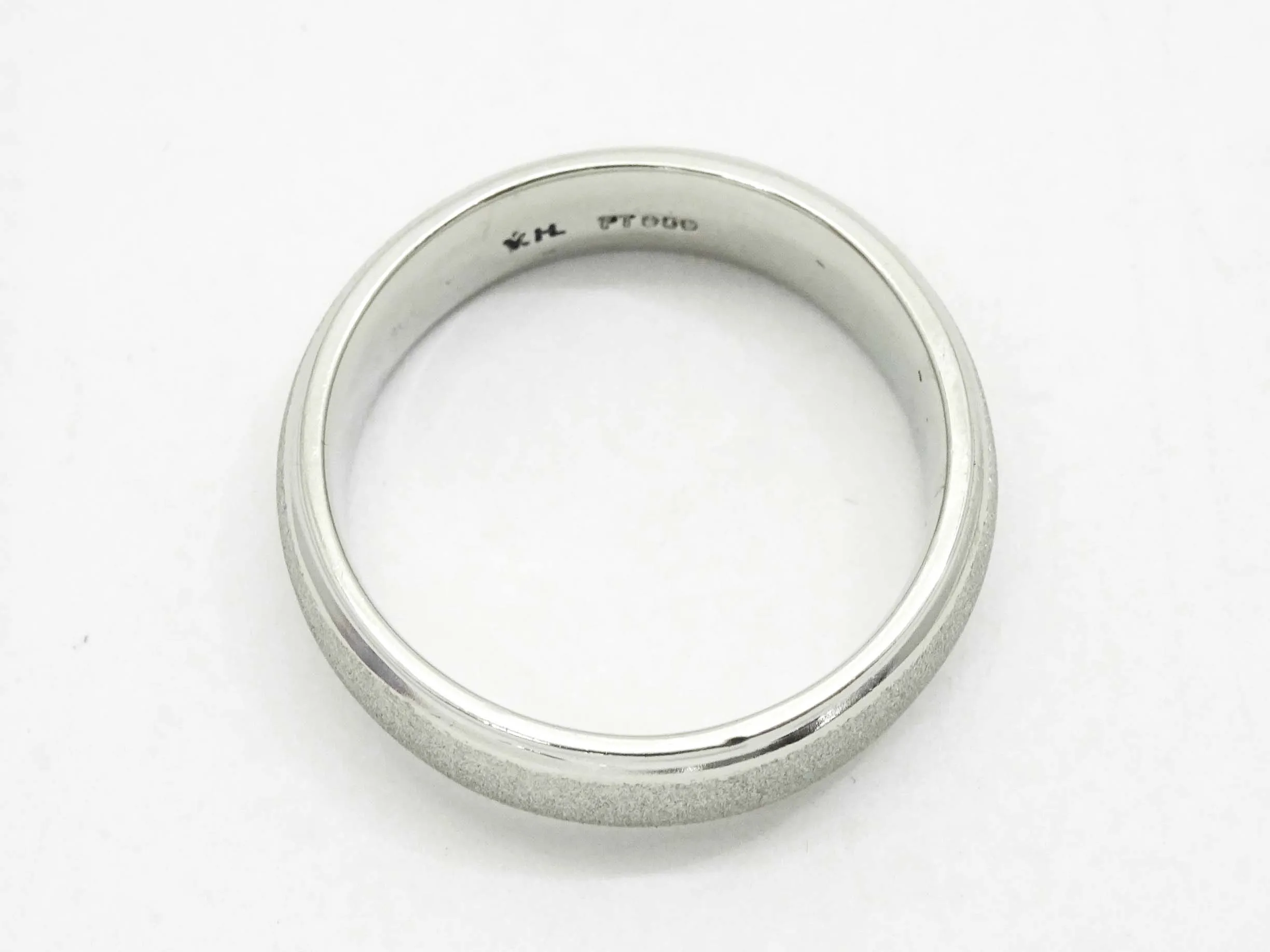 Men's 6mm Rounded Brushed Inlay Wedding Band Platinum Size 9.75