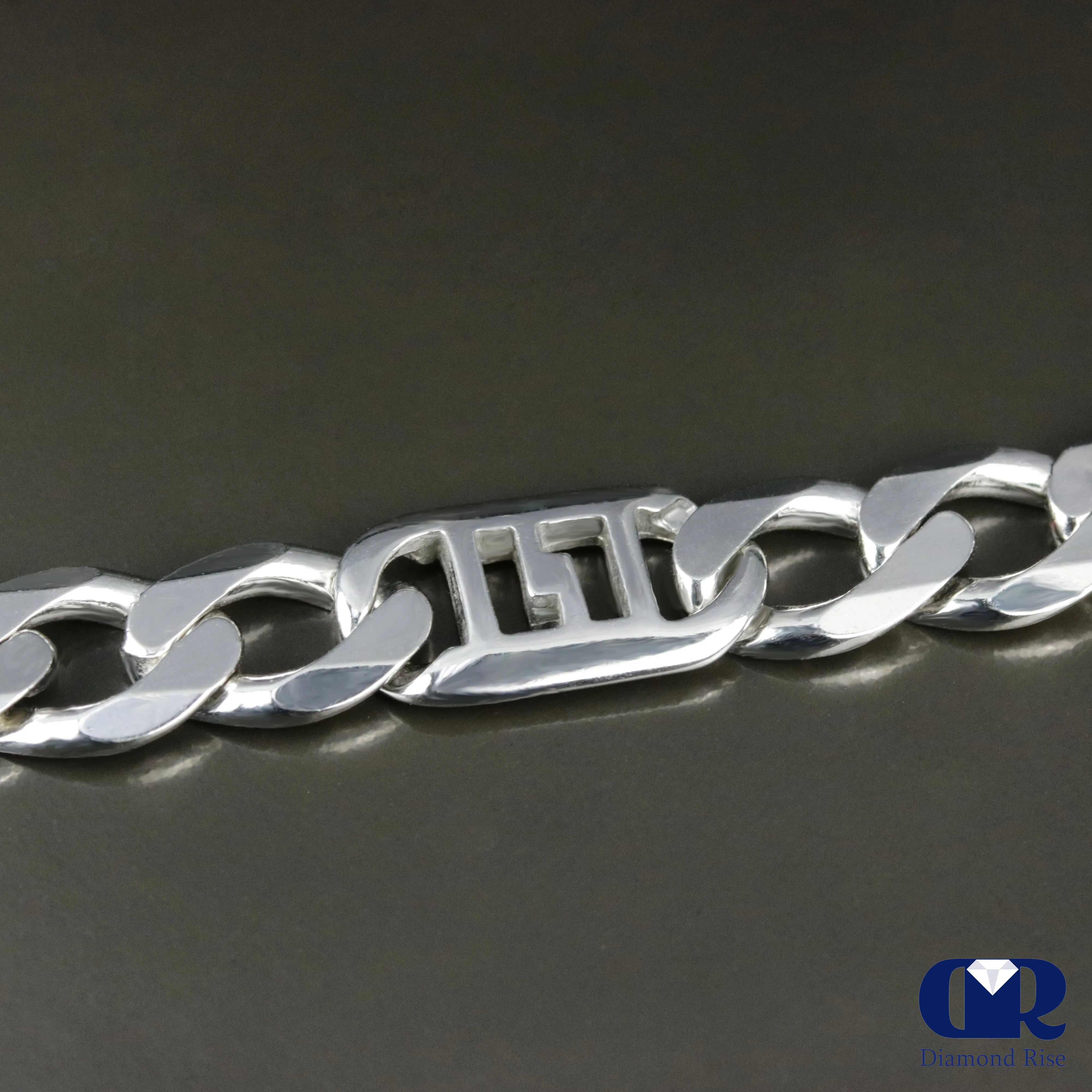 Men's 9.3 mm Sterling Silver Figaro Link Chain bracelet