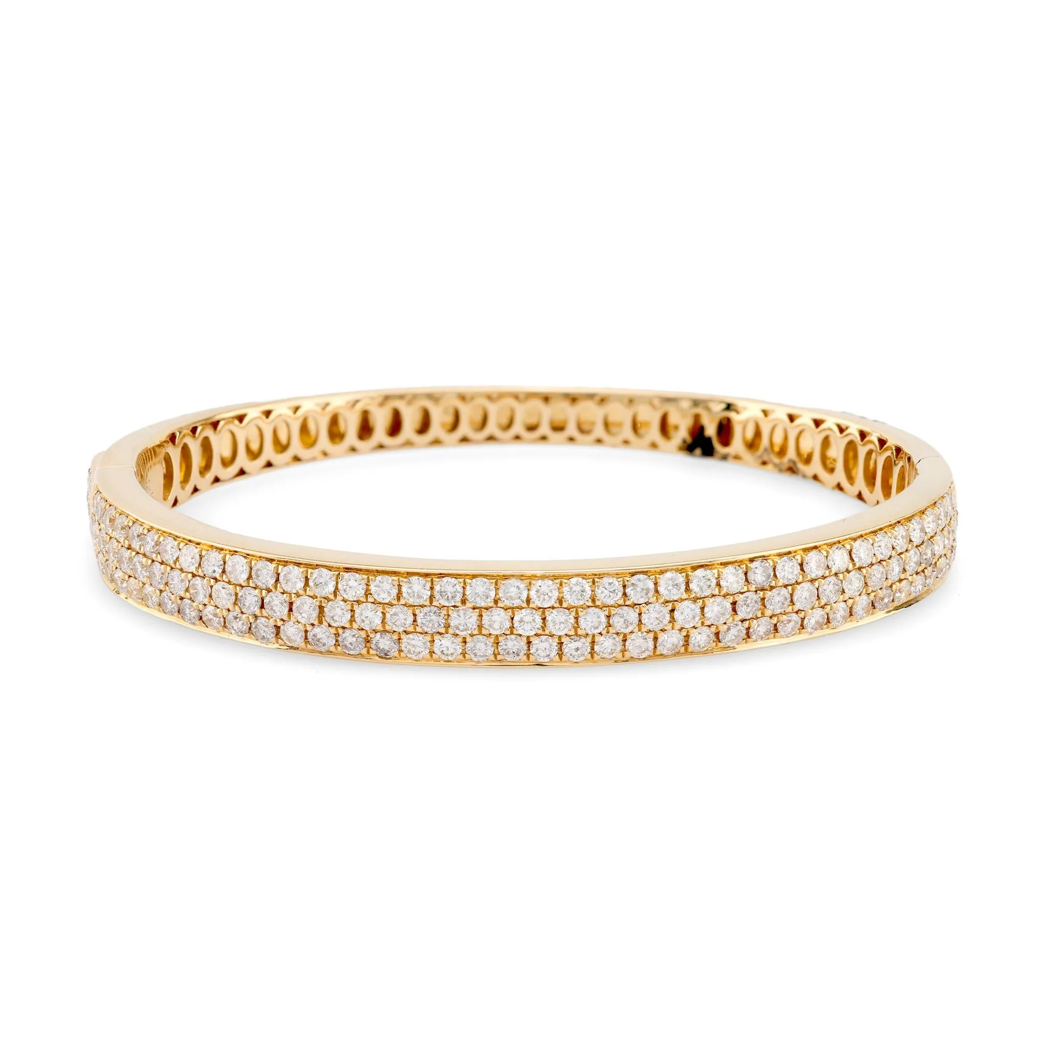 Modern 3.67 Carat Total Diamond Weight 14K Yellow Gold Bangle