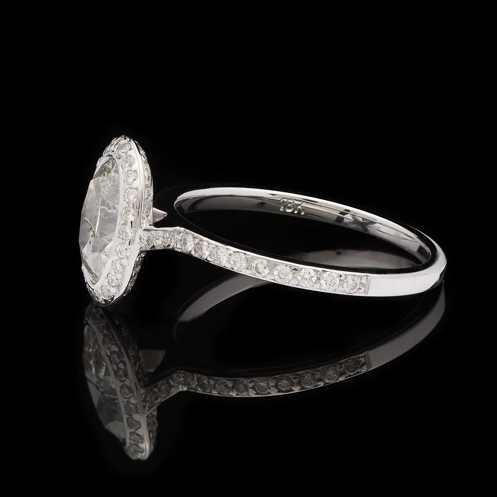 Oval Diamond 18Kt Halo Ring