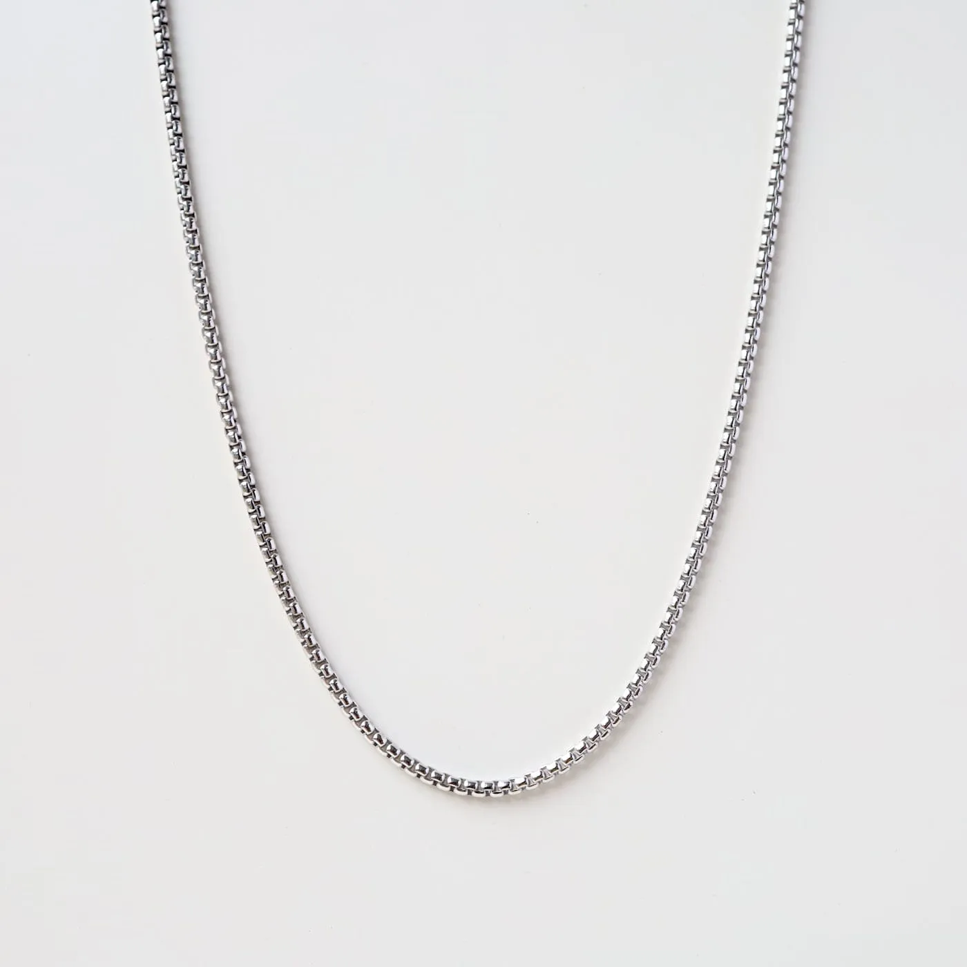 Rhodium Plated Silver Rounded Box Chain - 18"