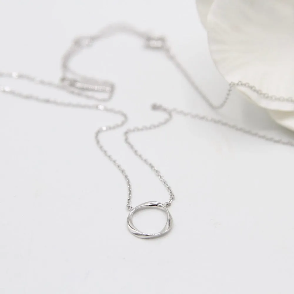 Silver Swirl Necklace