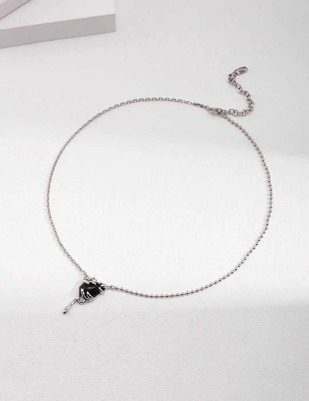 Simple Vintage Black Agate Necklace