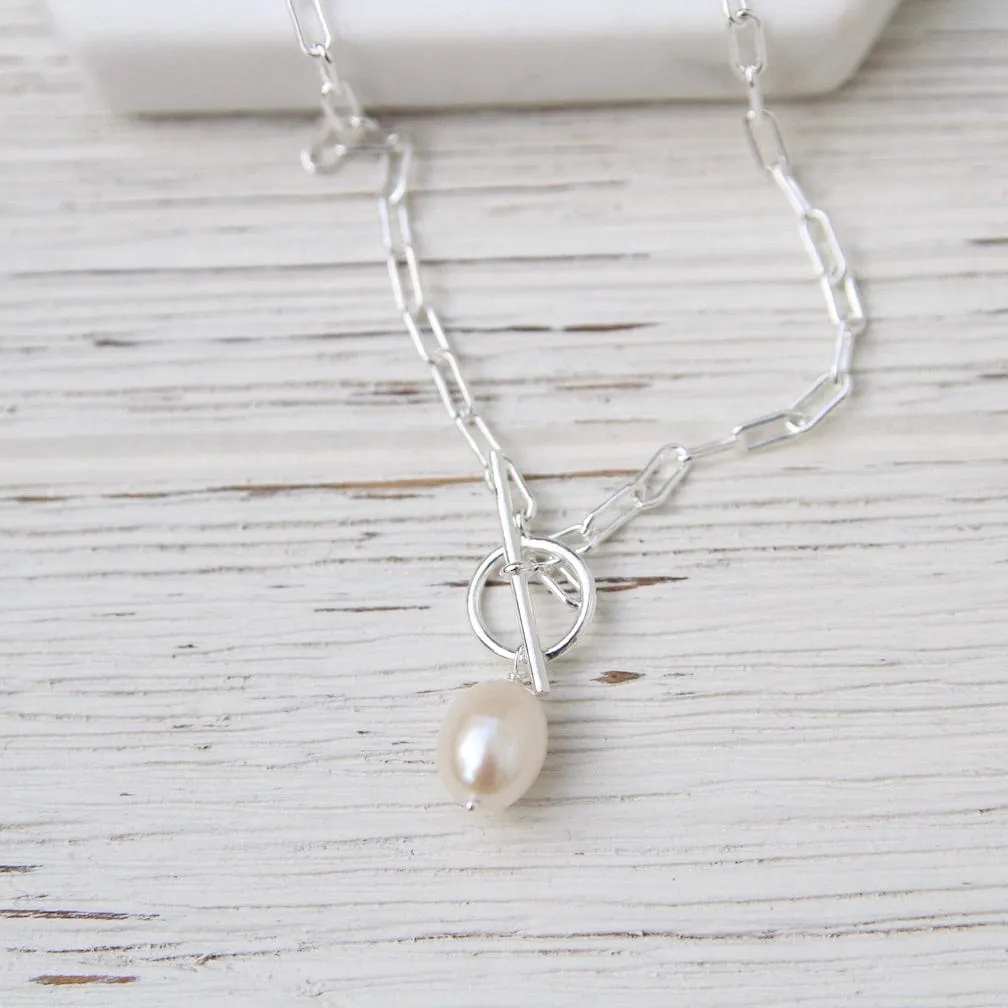 Sterling Silver Parallel Chain with Front Toggle Clasp & Pearl Necklace