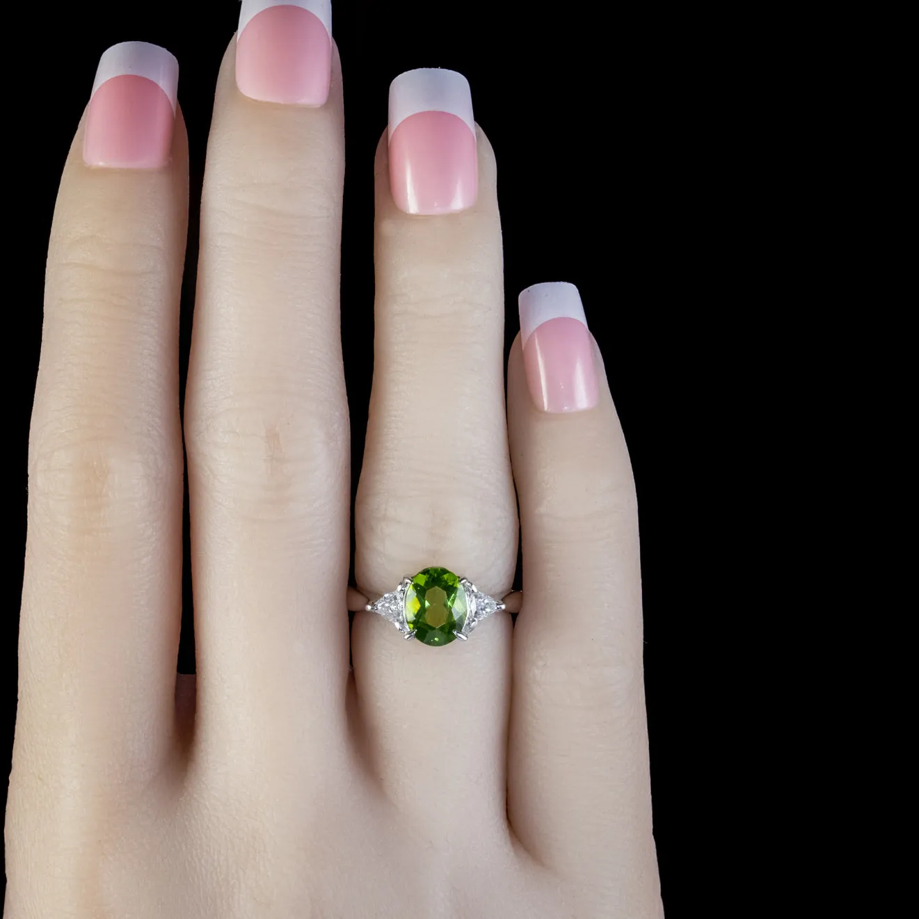 Vintage Peridot Diamond Trilogy Ring Platinum 1.74Ct Peridot Trillion Cut Diamonds