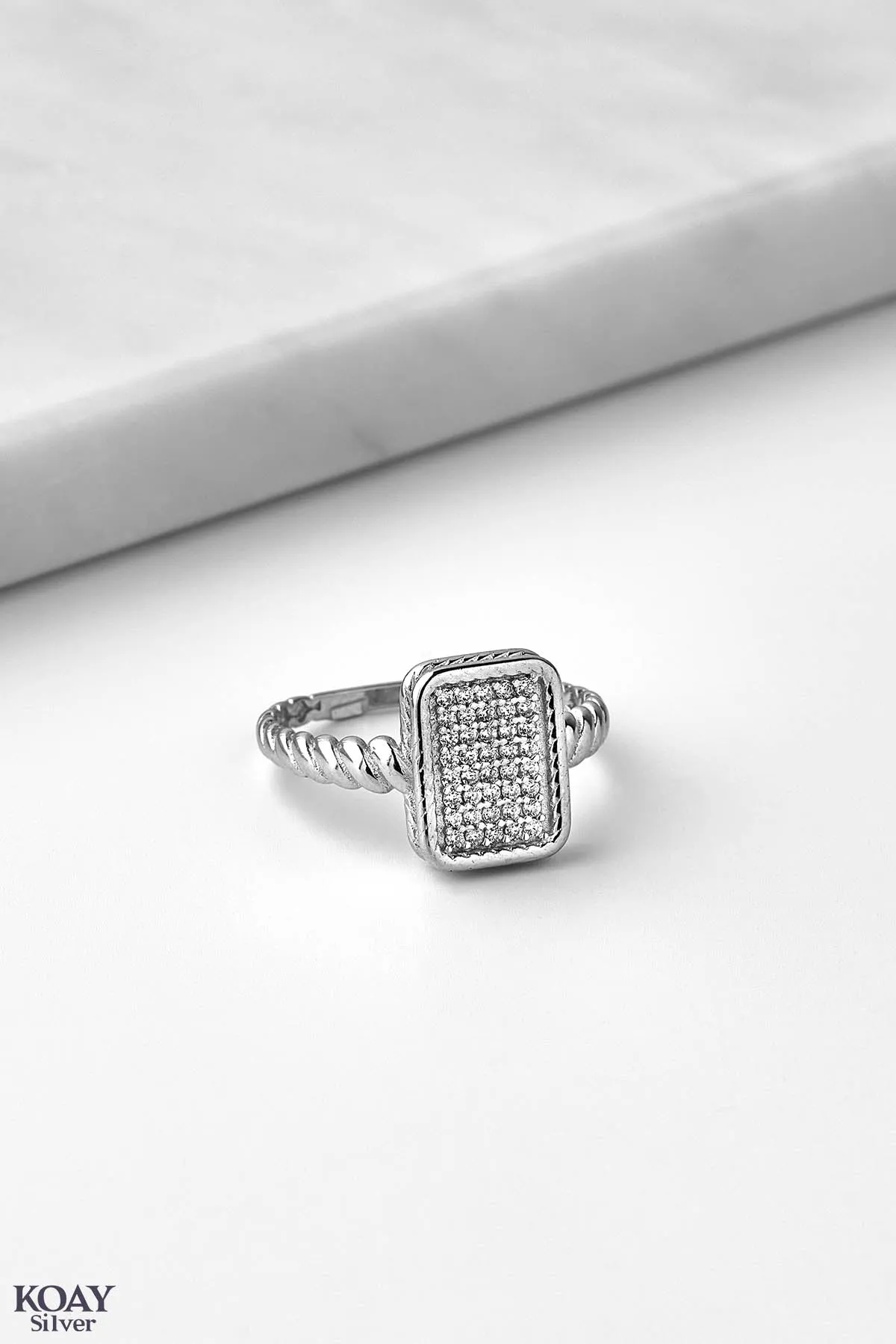 Zircon Ring (075-Rectangle)